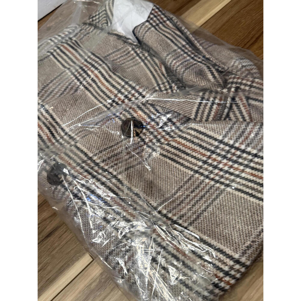 NWT! Ookie & Lala Plaid Shacket Faux Wool in Camel Plaid Size Medium - Picture 7 of 7